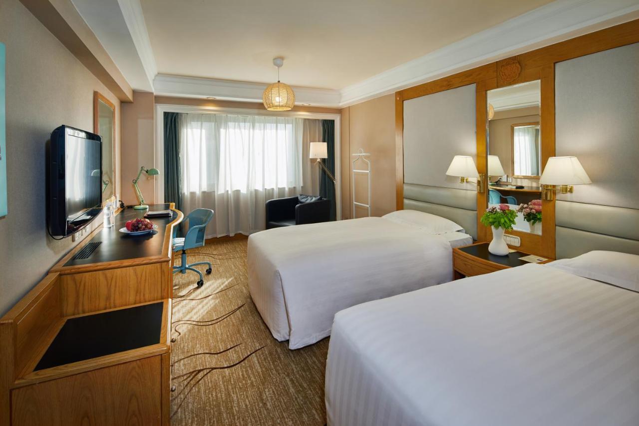 Beijing 5L Hotel Exterior photo